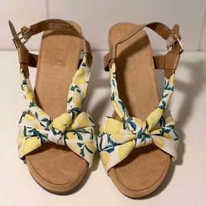 New - Aerosoles Plush Pillow Wedge Sandal 7.5